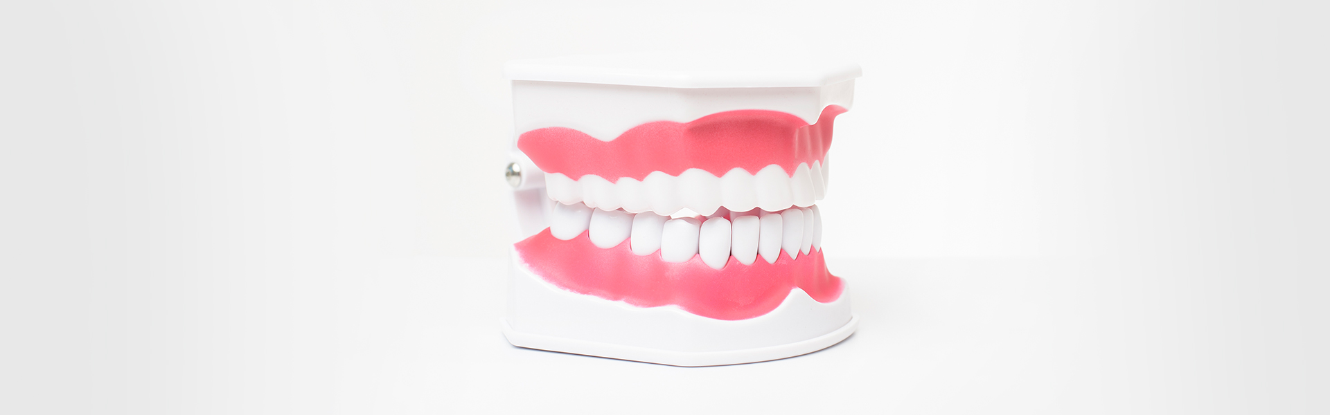 What You Should Know Before You Get Dentures