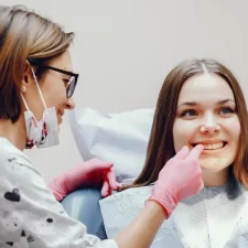 Why Are My Teeth Changing Colour? Could It Be a Dental Problem?
